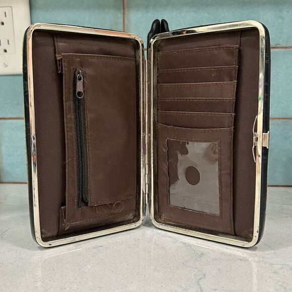 Realtree Camo Bling Wallet 7.5”X 4.5” Multicolor Studded Western Cross Billfold - Picture 5 of 10